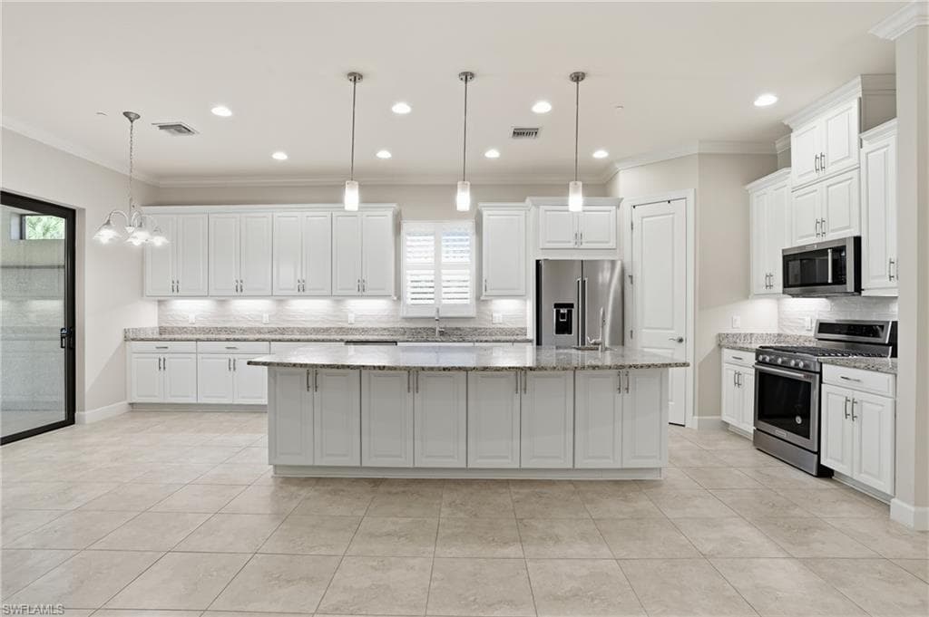 23706 Pebble Pointe LN-10