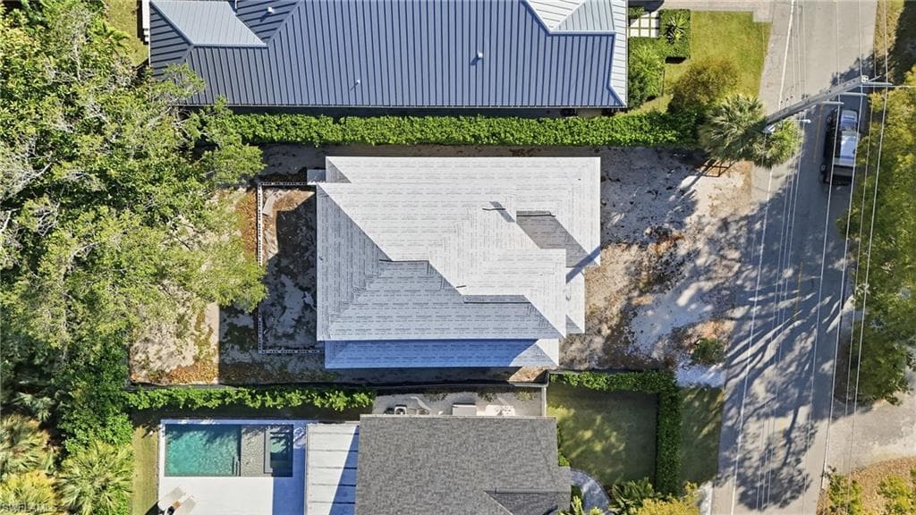 1070 13th ST N, NAPLES FL 34102-5