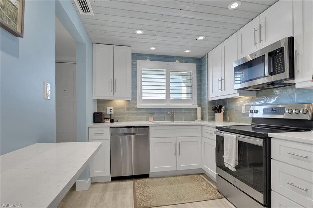 2121 Collier AVE # 508, FORT MYERS FL 33901-2