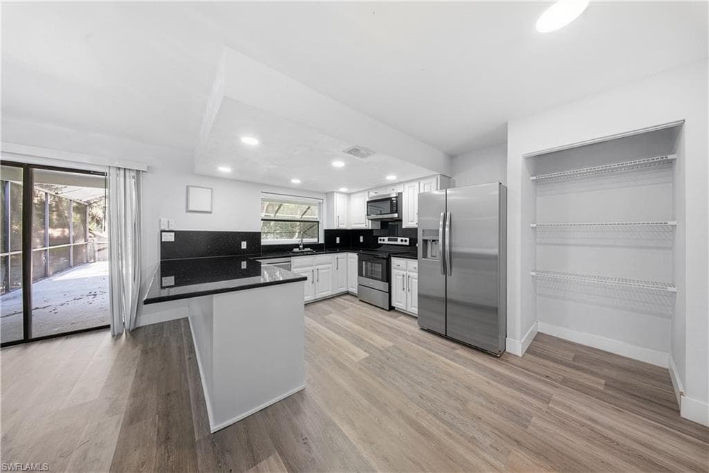 6051 Lancewood WAY, NAPLES FL 34116-6