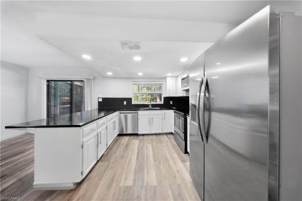 6051 Lancewood WAY, NAPLES FL 34116-13