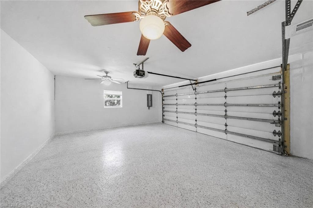 6051 Lancewood WAY, NAPLES FL 34116-36
