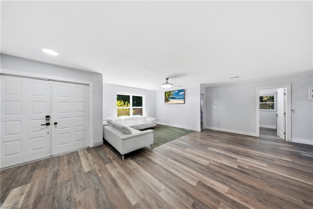 6051 Lancewood WAY, NAPLES FL 34116-3