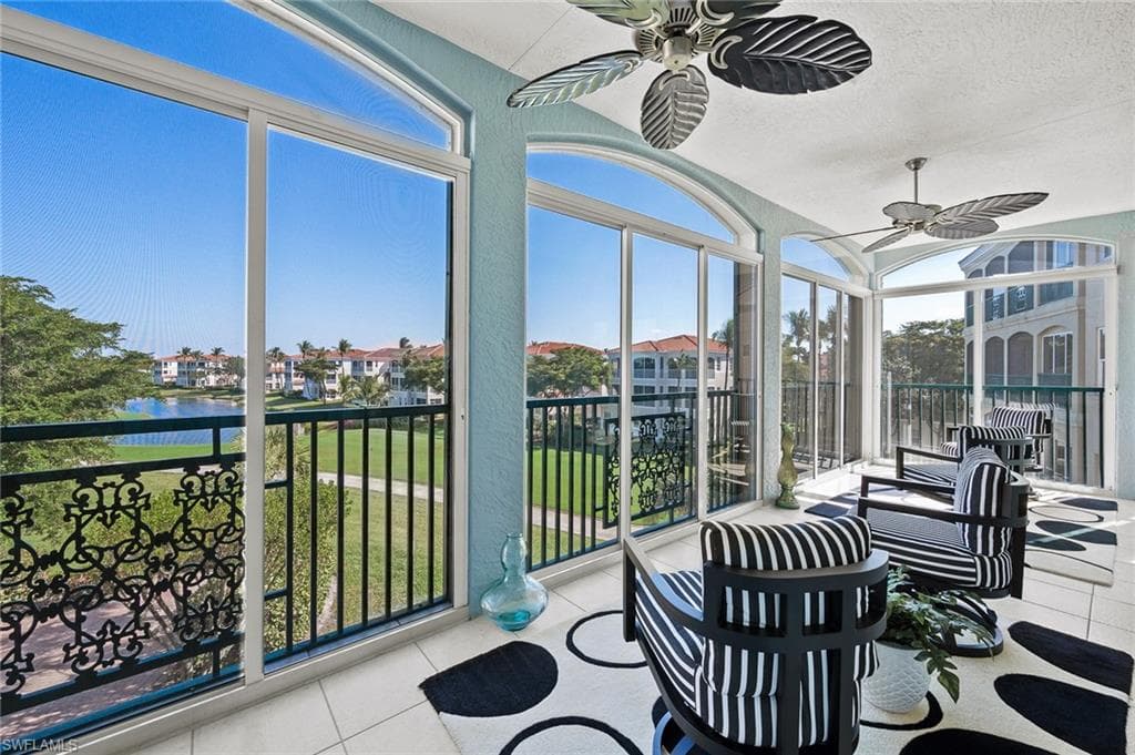 11160 Harbour Yacht CT B-14