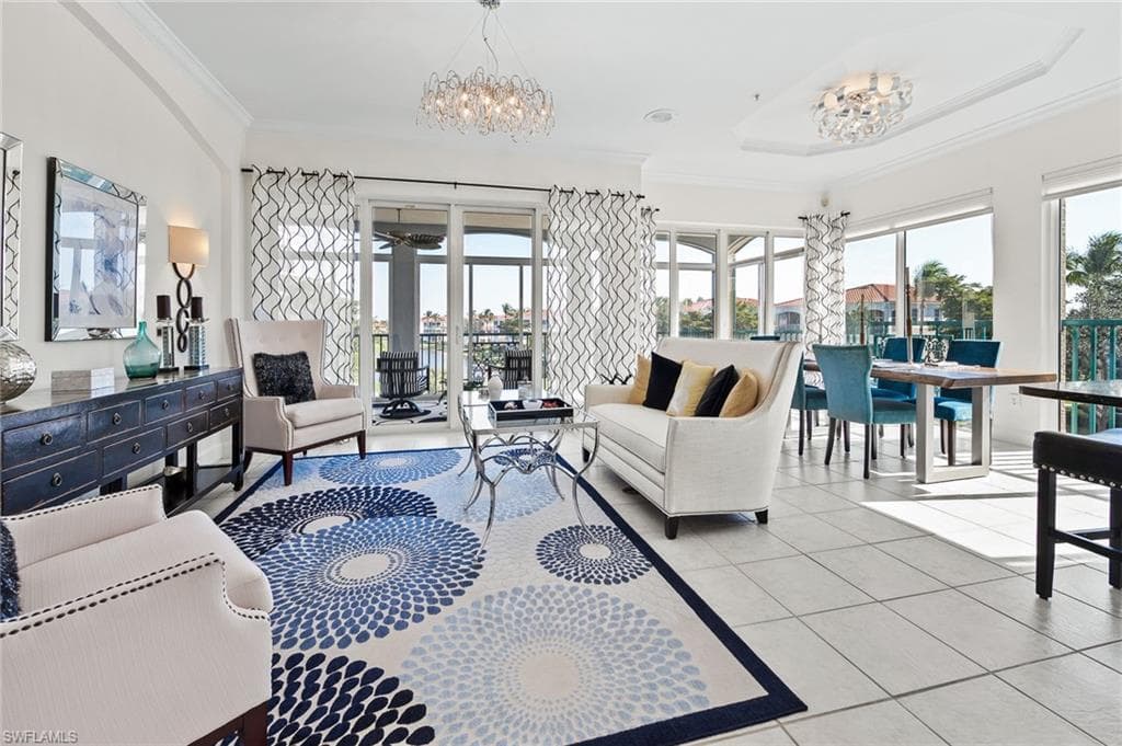 11160 Harbour Yacht CT B-1