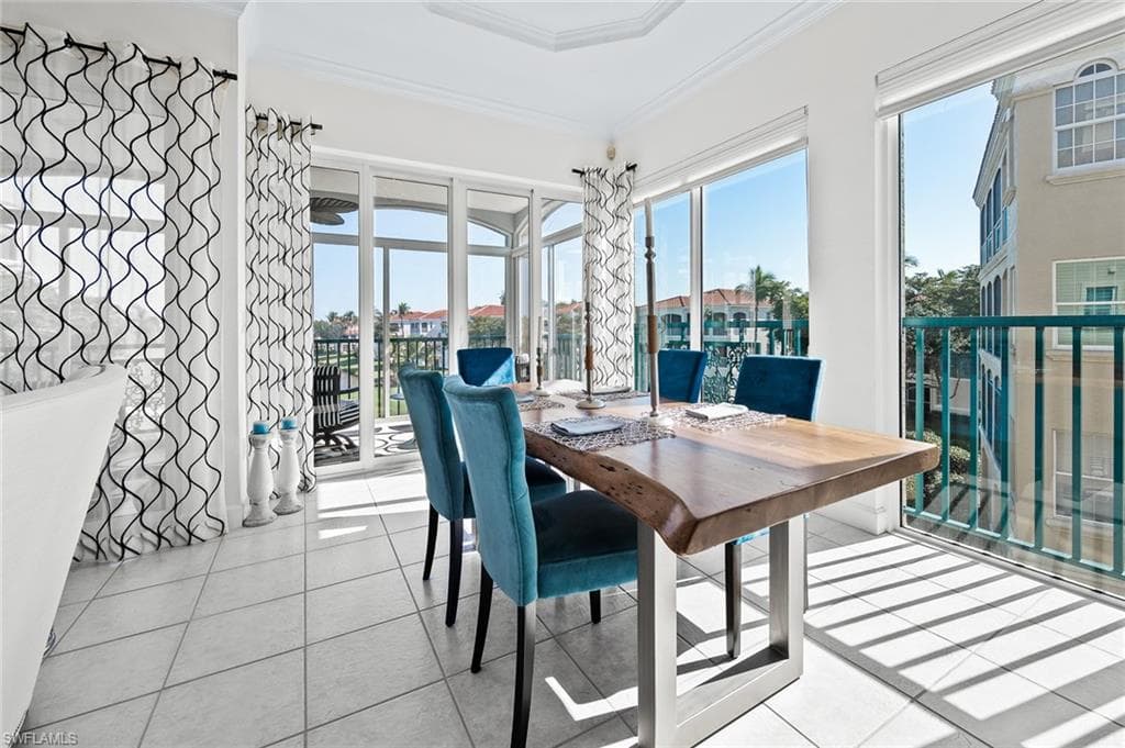 11160 Harbour Yacht CT B-8