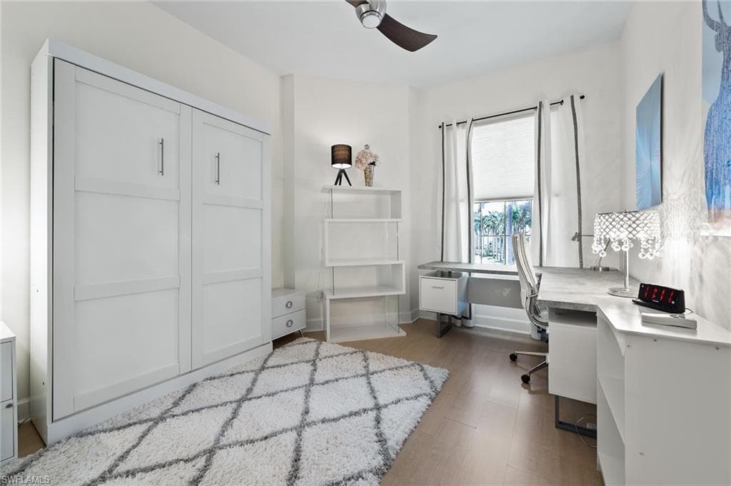 11160 Harbour Yacht CT B-23