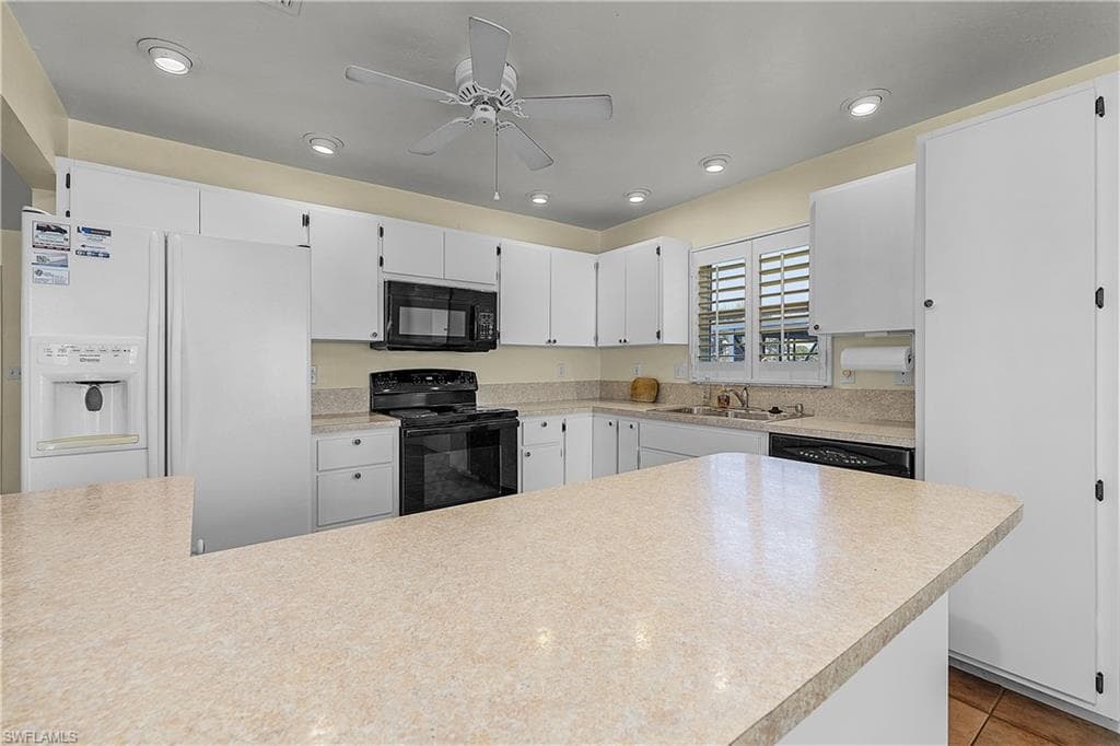 7947 Gabion CT, BOKEELIA FL 33922-22