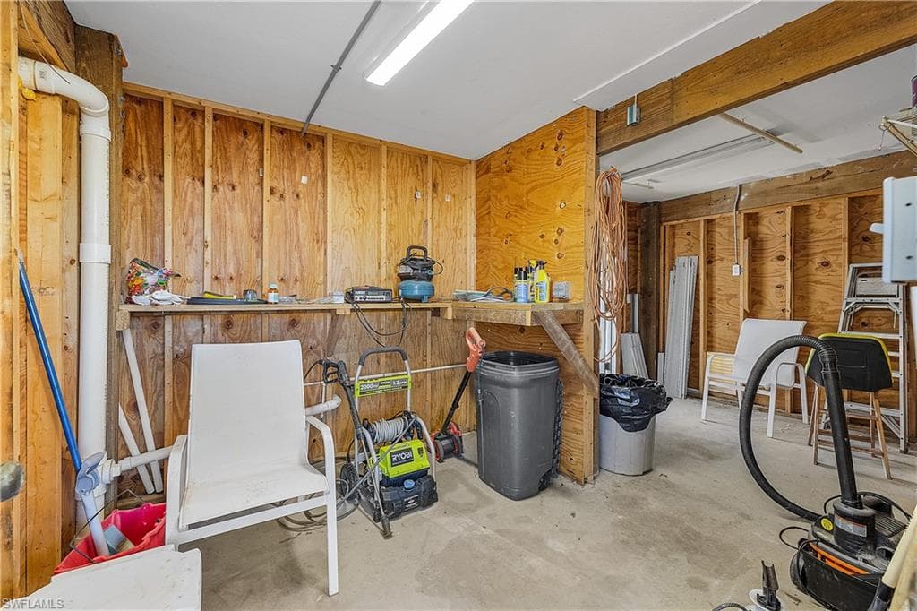 7947 Gabion CT, BOKEELIA FL 33922-26