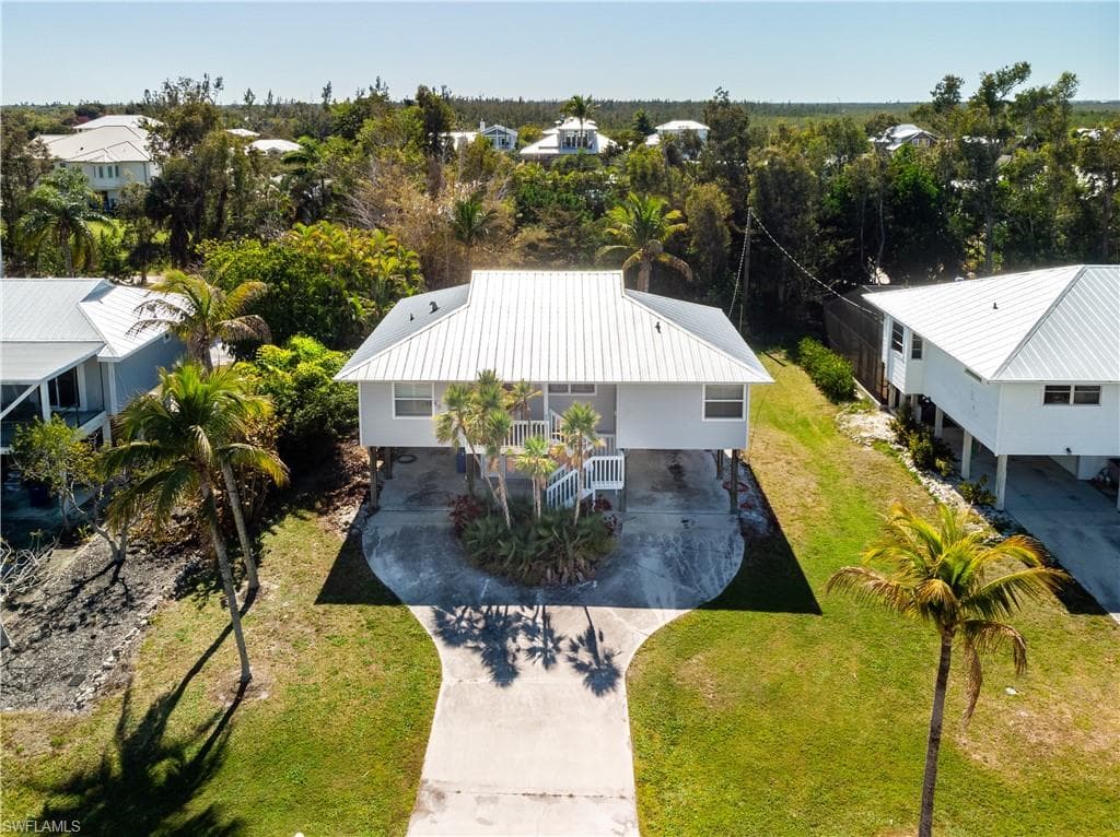 7947 Gabion CT, BOKEELIA FL 33922-1