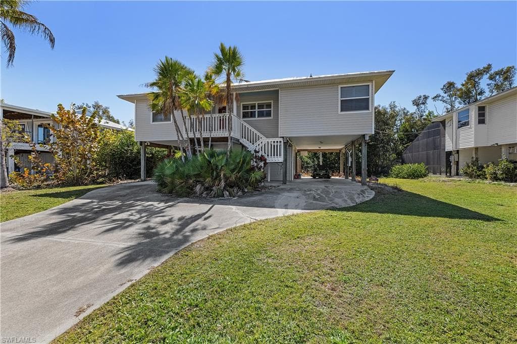 7947 Gabion CT, BOKEELIA FL 33922-31