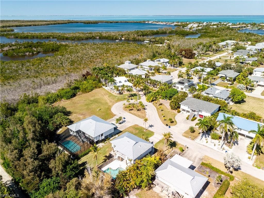 7947 Gabion CT, BOKEELIA FL 33922-4