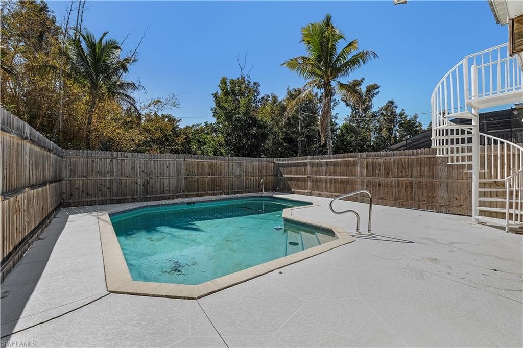 7947 Gabion CT, BOKEELIA FL 33922-28