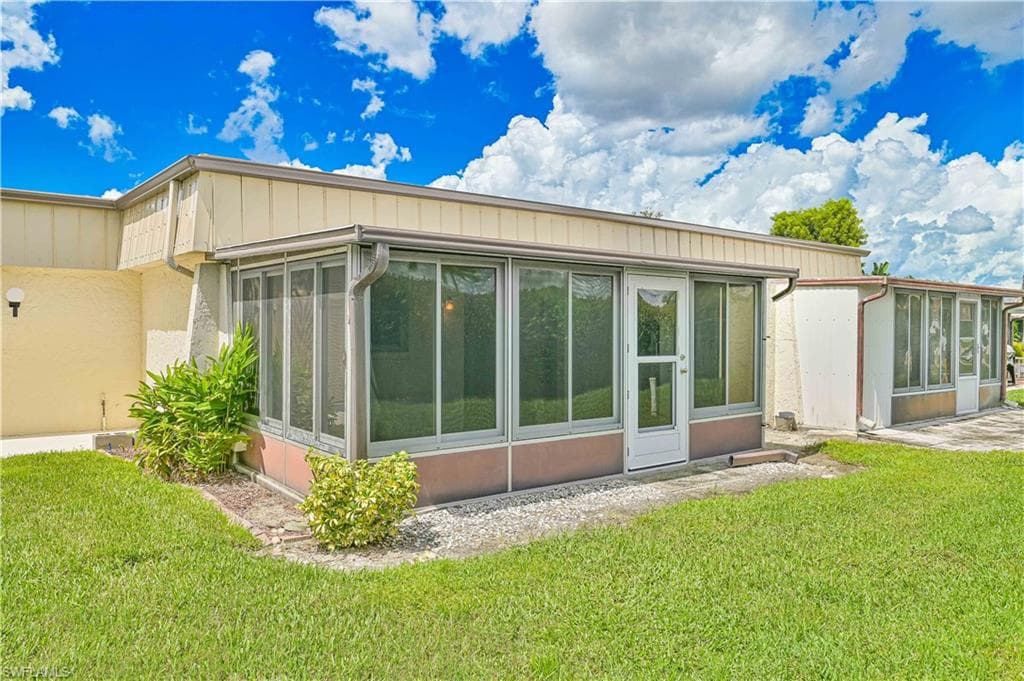 54 Laconia CT, FORT MYERS FL 33919-5