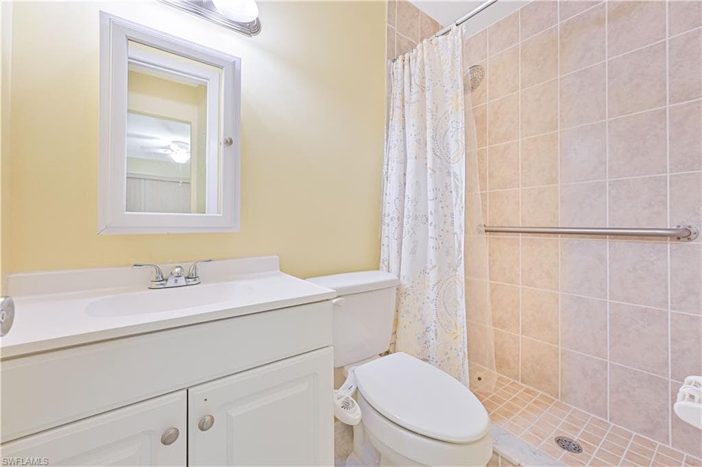 54 Laconia CT, FORT MYERS FL 33919-17