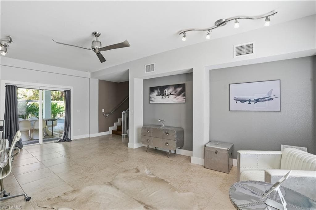 1205 Caloosa DR-22
