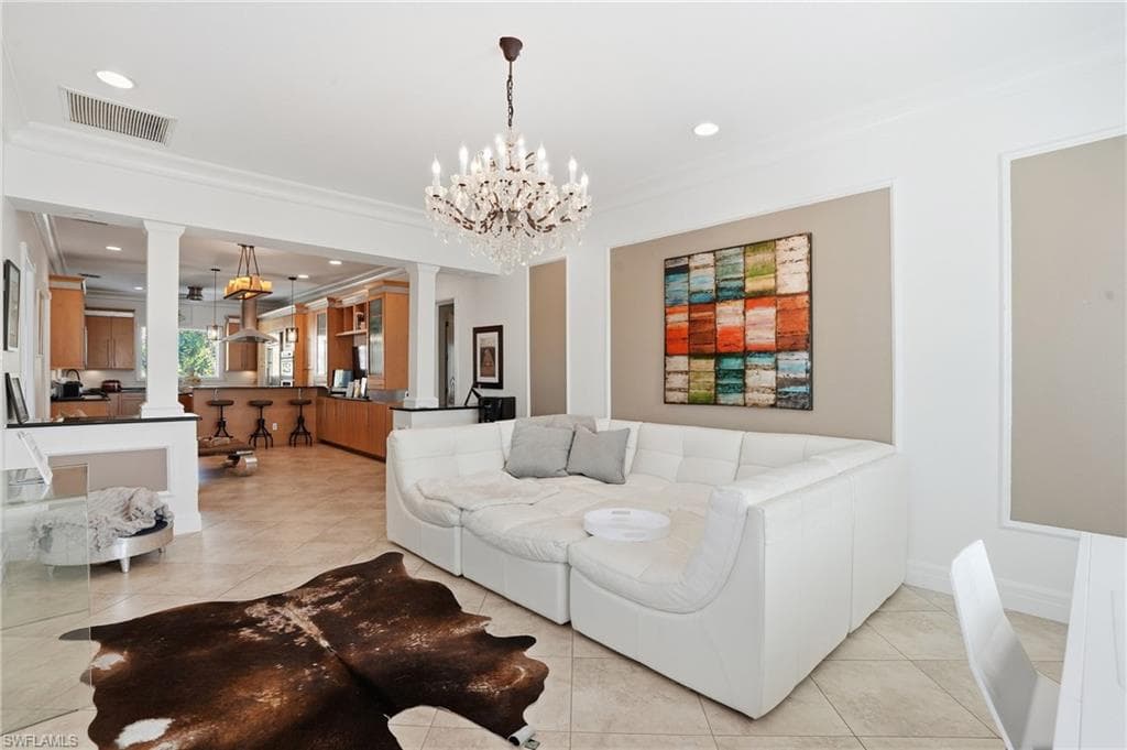 1205 Caloosa DR-13