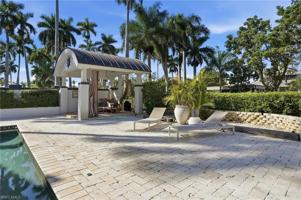 1205 Caloosa DR-39