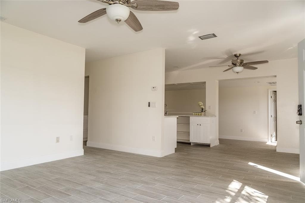 4330 Deleon ST, FORT MYERS FL 33901-5