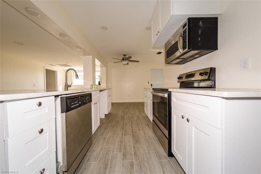 4330 Deleon ST, FORT MYERS FL 33901-16