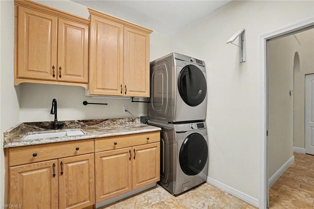 20103 Cheetah LN, ESTERO FL 33928-37