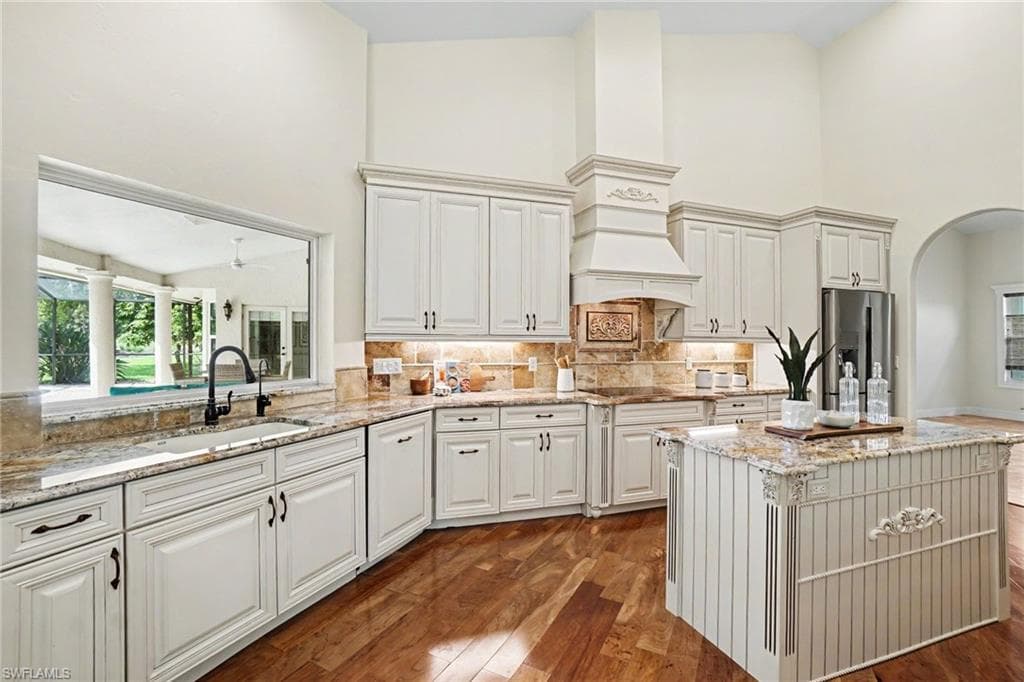 20103 Cheetah LN, ESTERO FL 33928-28