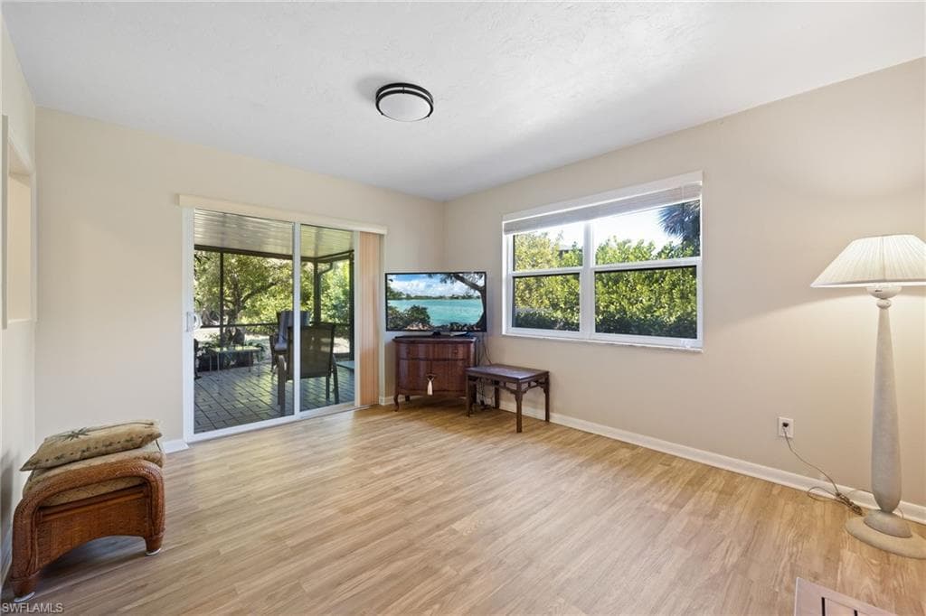 15637 Omai CT, FORT MYERS FL 33908-18