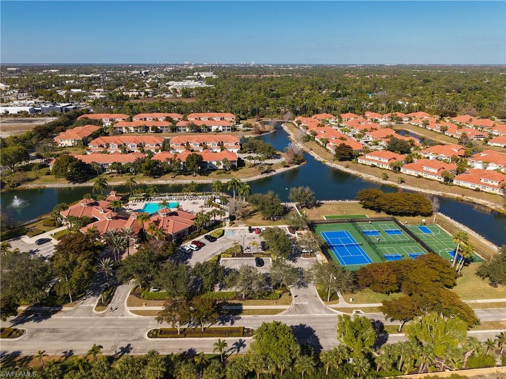 5710 Kensington LOOP-41