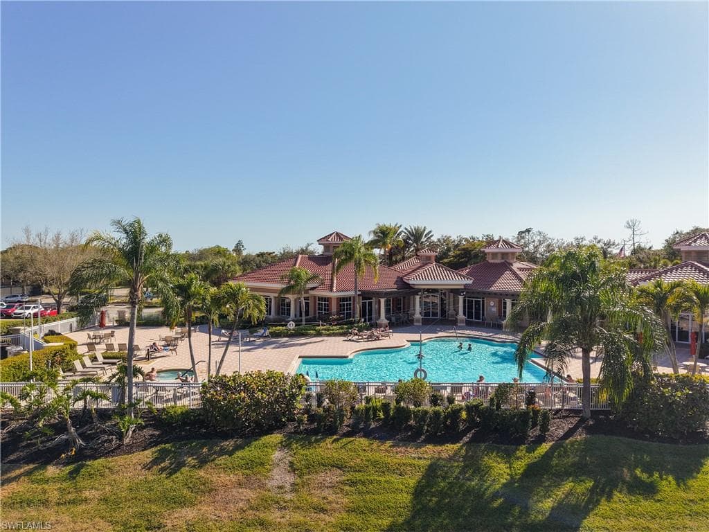 5710 Kensington LOOP-47