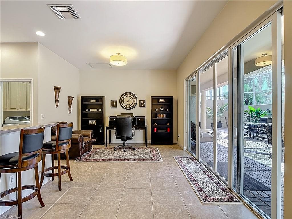 5710 Kensington LOOP-17