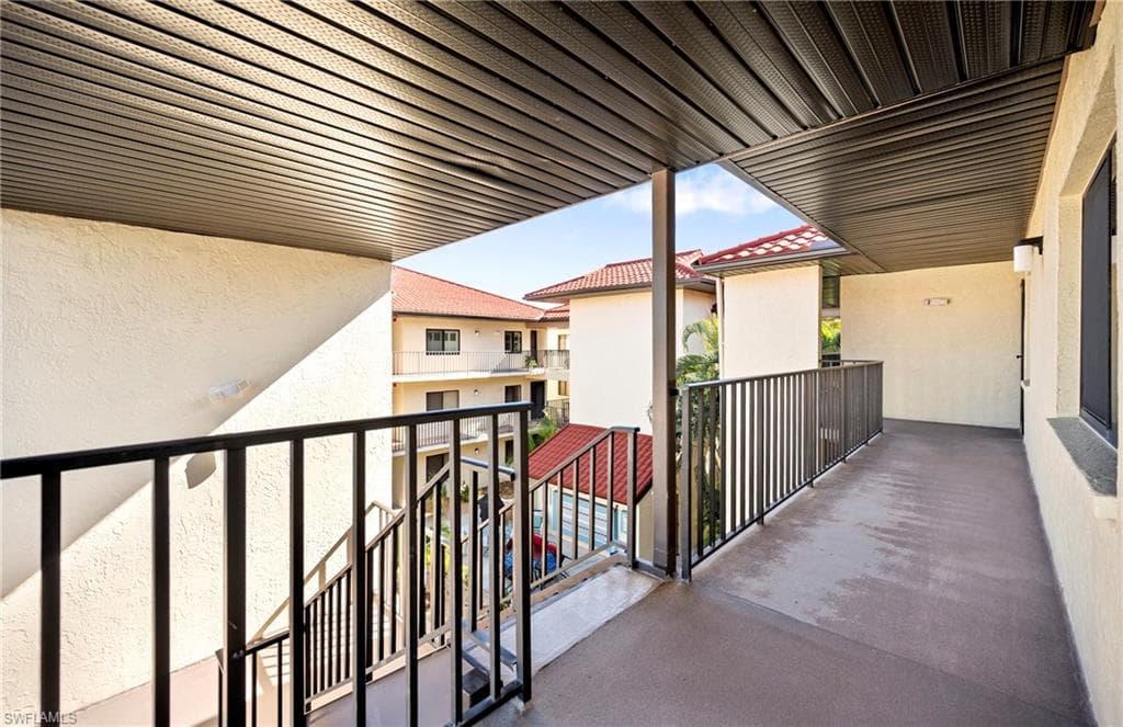 11170 Caravel CIR # 310, FORT MYERS FL 33908-21