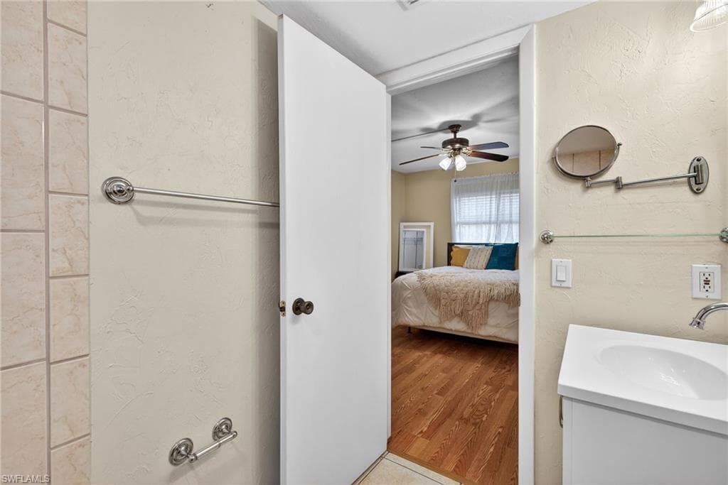 1251 Barrett RD # 702, NORTH FORT MYERS FL 33903-15