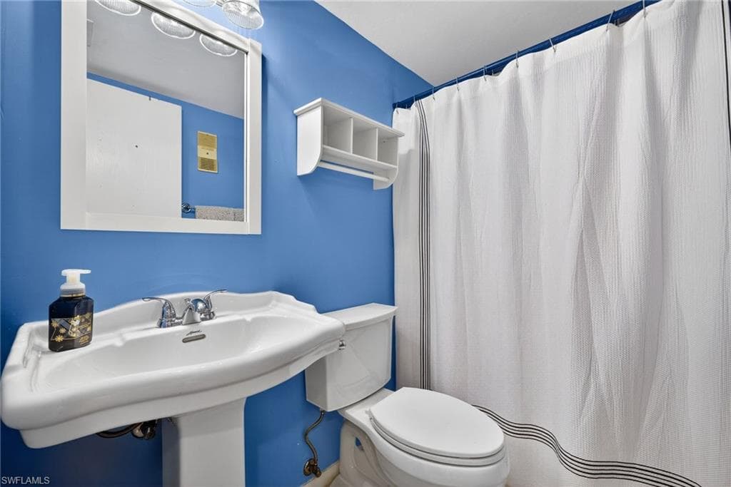 1251 Barrett RD # 702, NORTH FORT MYERS FL 33903-17