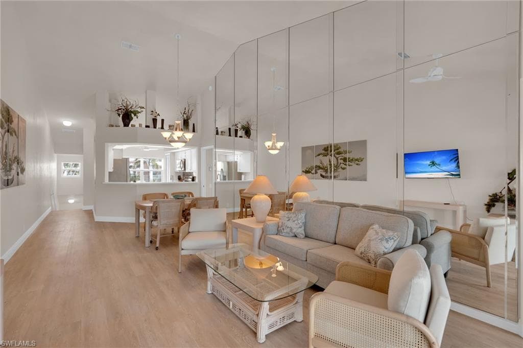 3921 Leeward Passage CT # 203, BONITA SPRINGS FL 34134-1