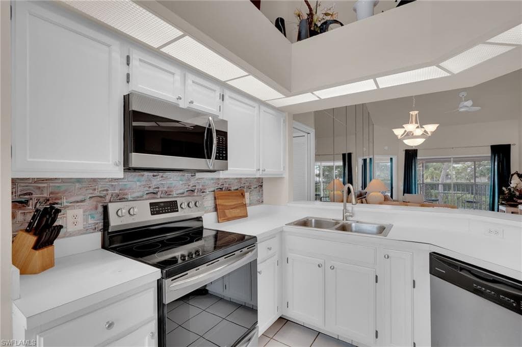 3921 Leeward Passage CT # 203, BONITA SPRINGS FL 34134-5