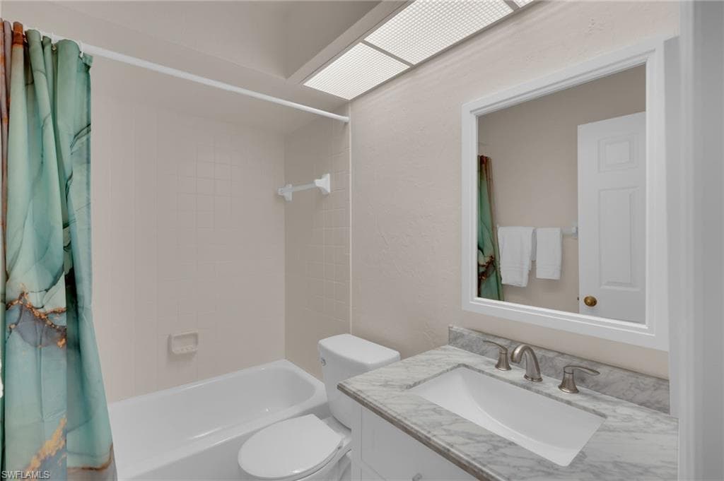 3921 Leeward Passage CT # 203, BONITA SPRINGS FL 34134-15