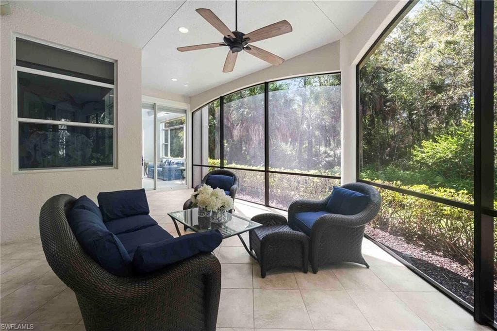 28540 Calabria CT 102-47