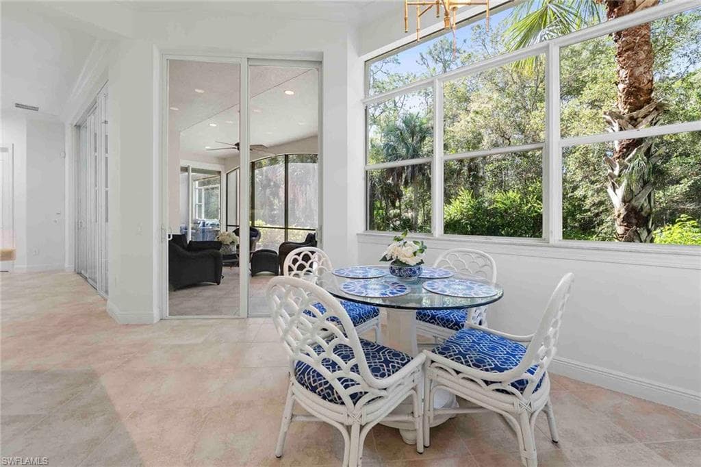 28540 Calabria CT 102-35