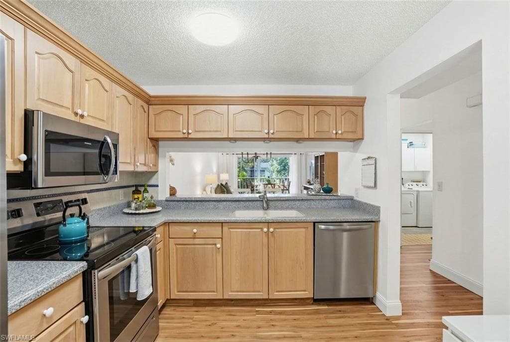 5654 WOODMERE LAKE CIR # C203, NAPLES FL 34112-10