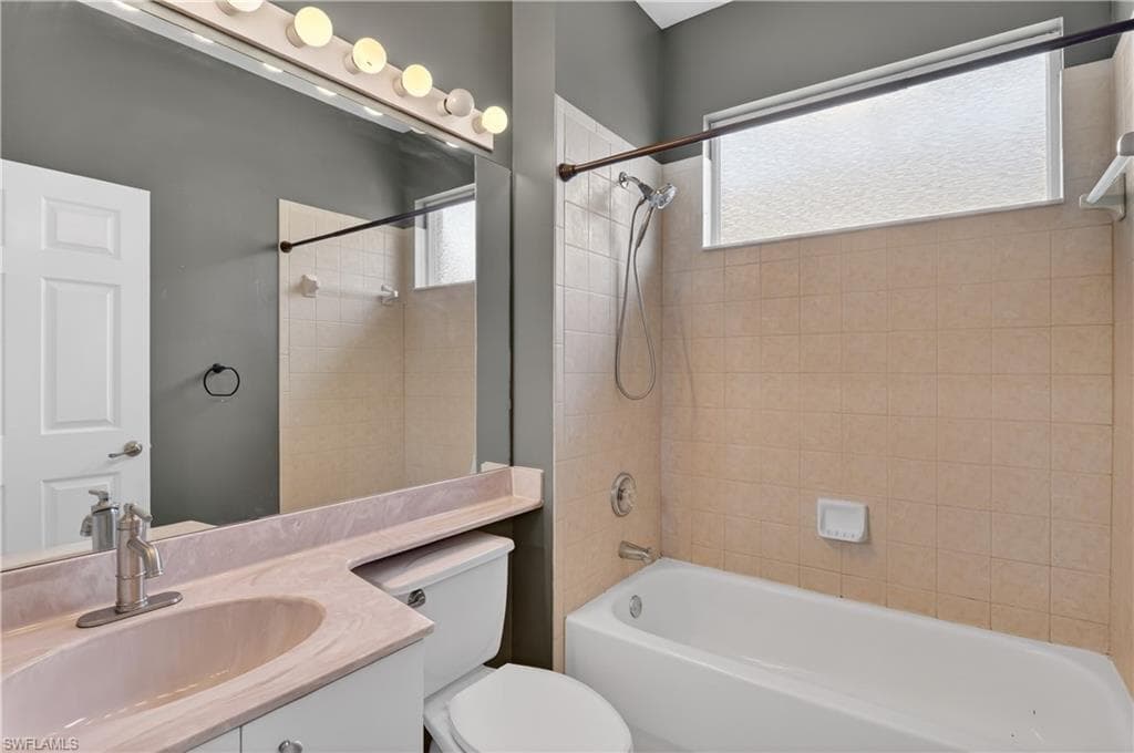 22835 Snaptail CT, ESTERO FL 33928-28