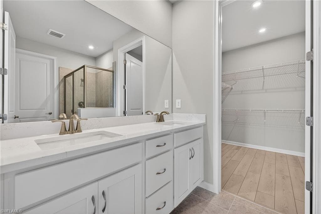 6743 Good Life Street, FORT MYERS FL 33966-18