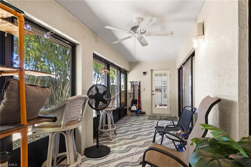 5521 Longleaf DR-18
