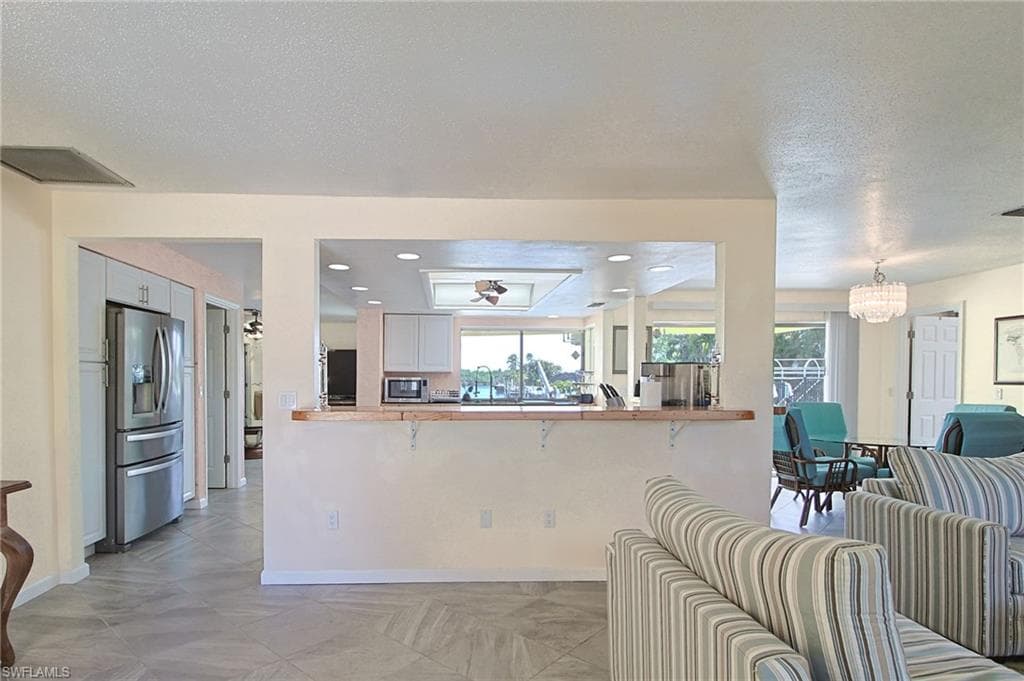 147 Coral DR-7