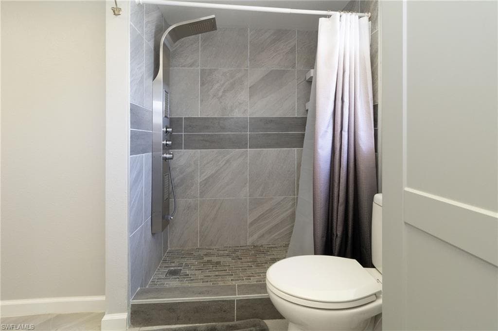 147 Coral DR-25