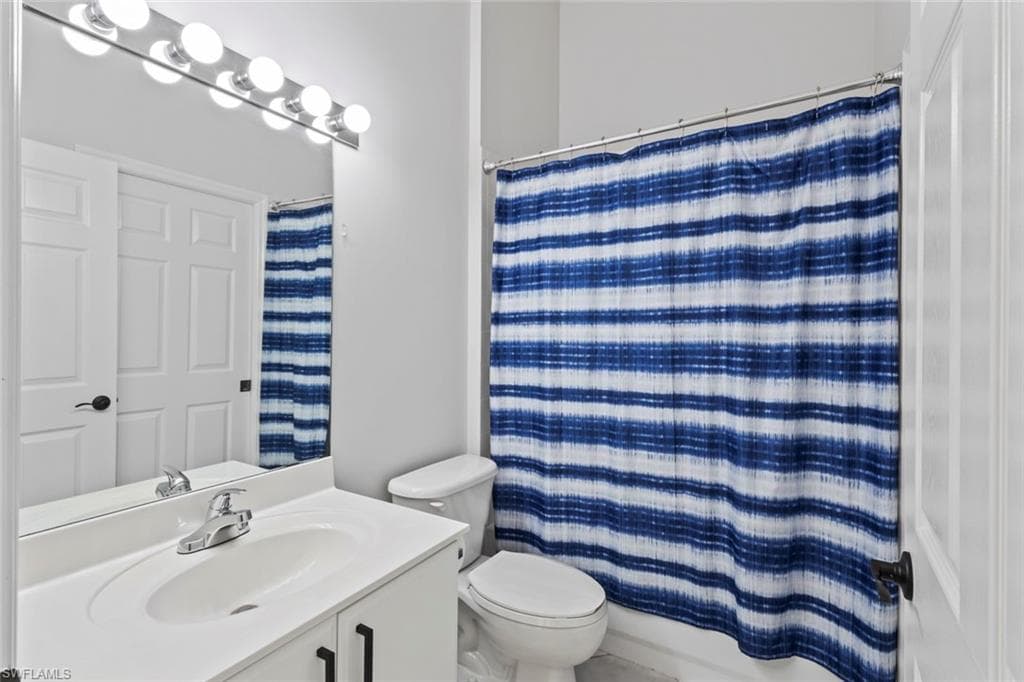 5350 Andover DR # 202, NAPLES FL 34110-22