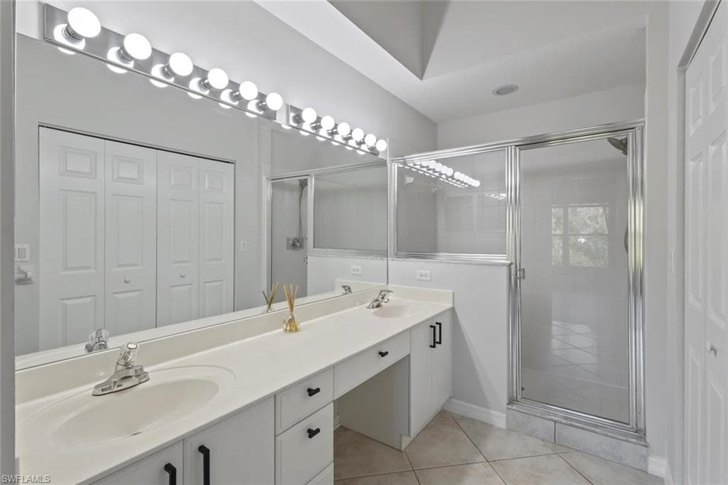 5350 Andover DR # 202, NAPLES FL 34110-8