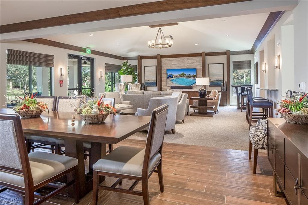 8069 San Vista CIR, NAPLES FL 34109-25