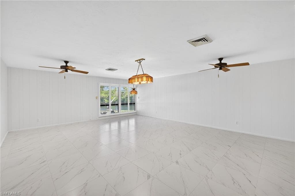 6824 Danah CT-22