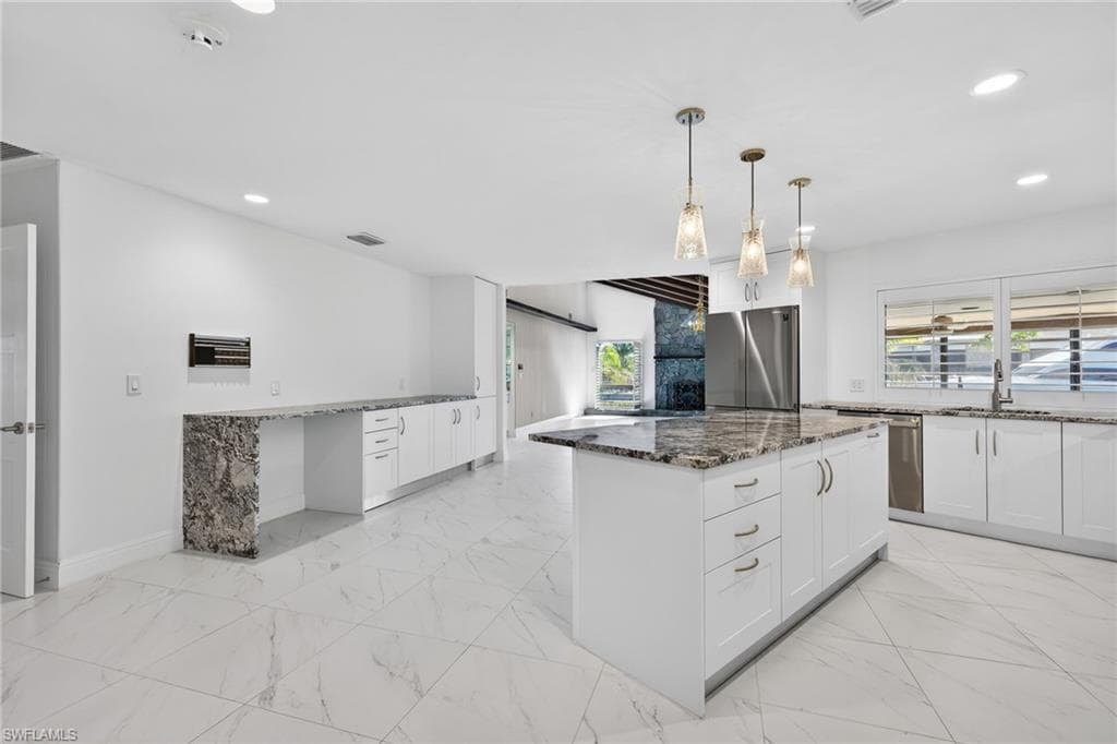 6824 Danah CT-8