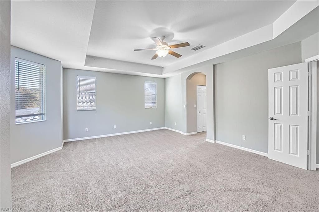 8306 Sumner AVE-35